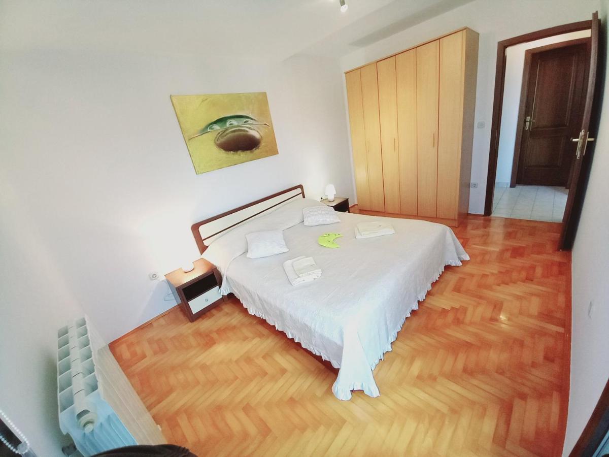 Iva Apartman Póla Kültér fotó
