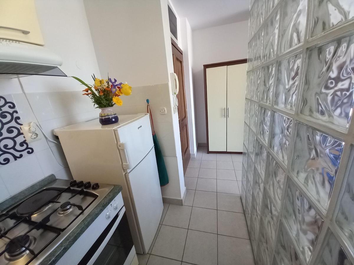 Iva Apartman Póla Kültér fotó