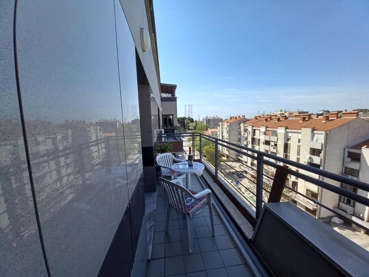 Iva Apartman Póla Kültér fotó