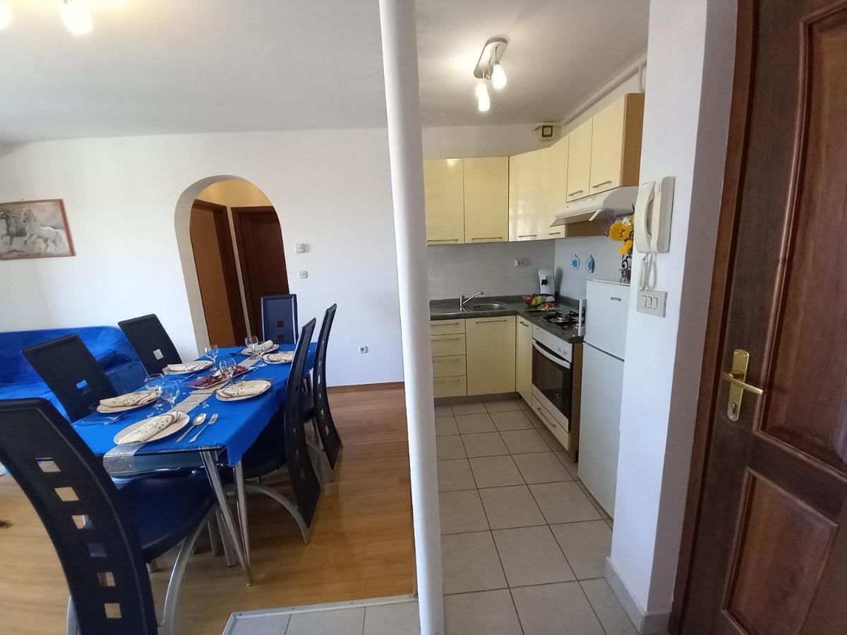 Iva Apartman Póla Kültér fotó