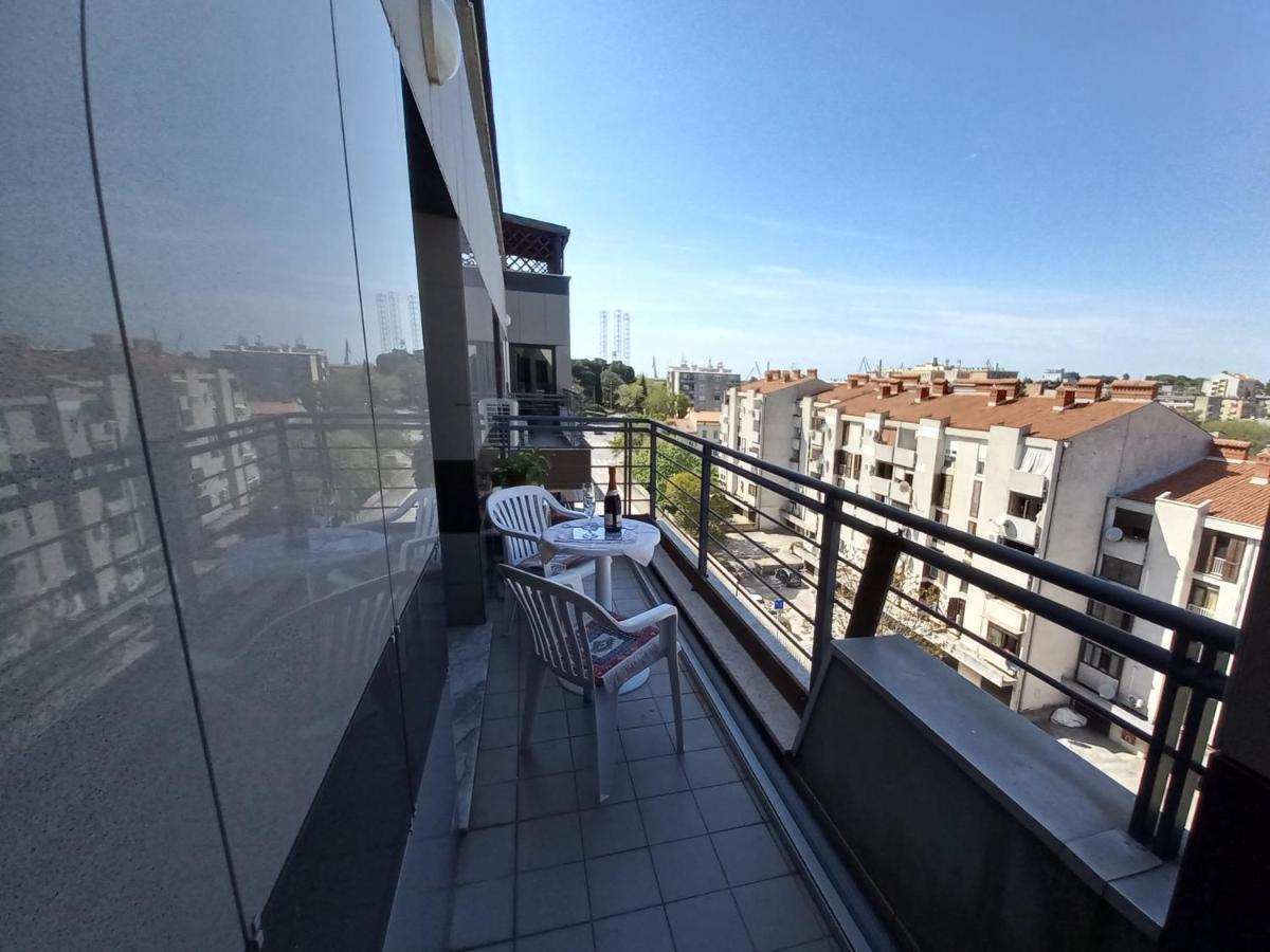 Iva Apartman Póla Kültér fotó